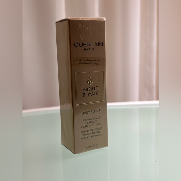 Guerlain Abeille Royale Daily Repair Serum - Picture 2 of 3